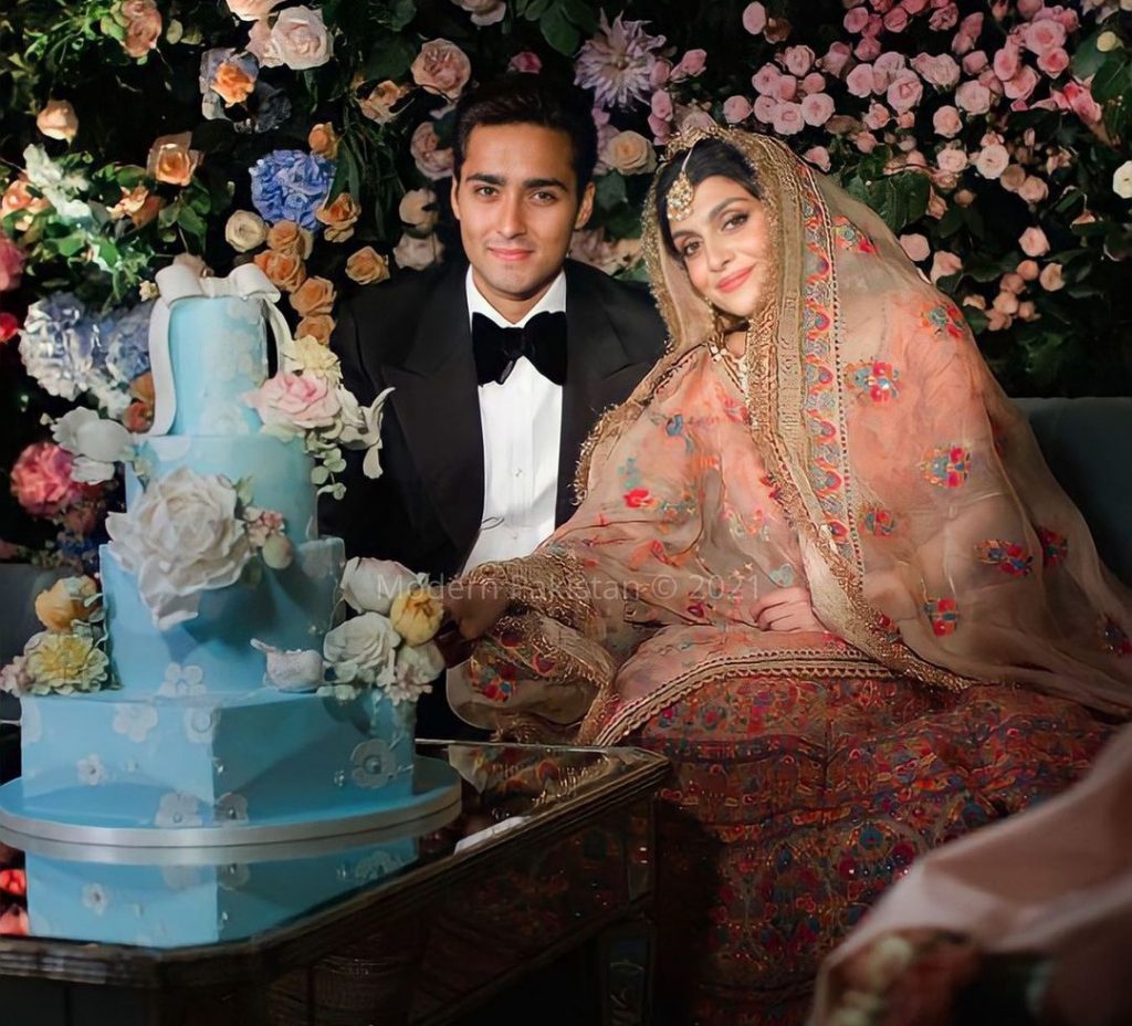 Pictures from Junaid Safdar and Ayesha Saif's wedding reception